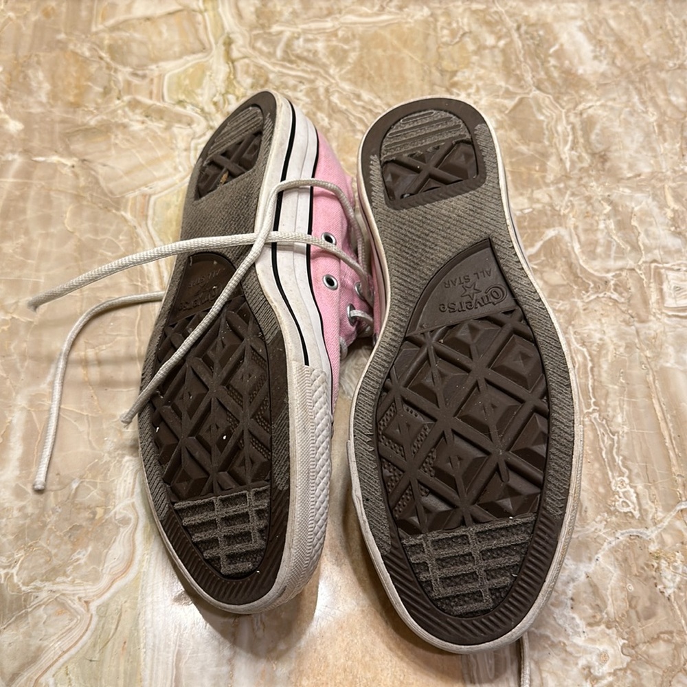 Converse - Picture 7 of 8